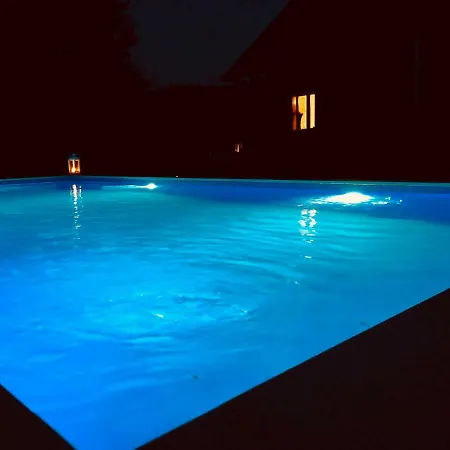 Holiday House Dorota Mala Erpenja Exterior photo